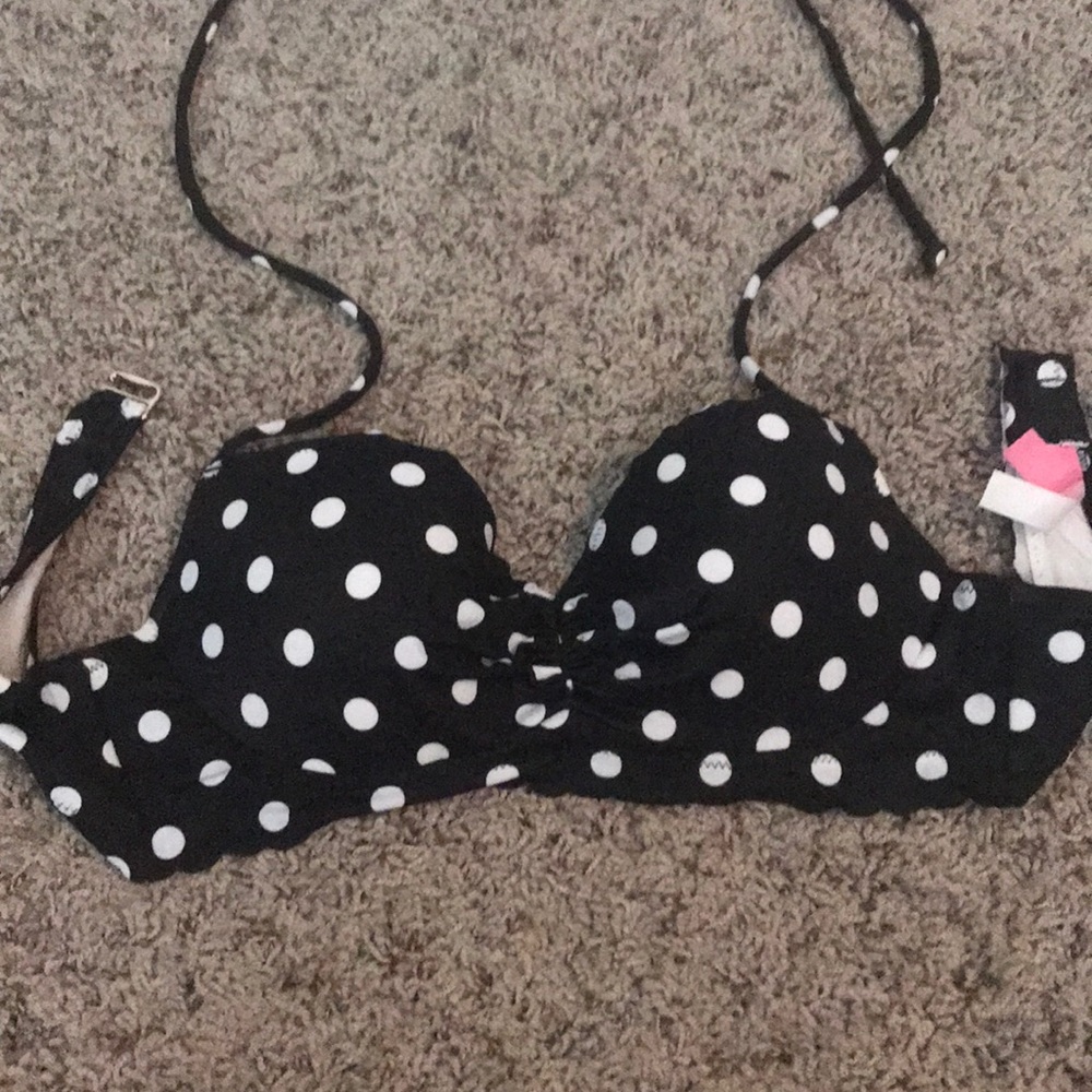 Brand new VS getaway halter